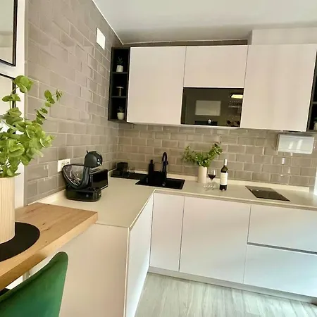 La De Anabel Кордова